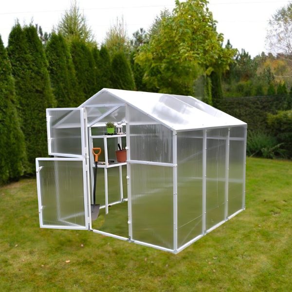 Premium polycarbonate greenhouse